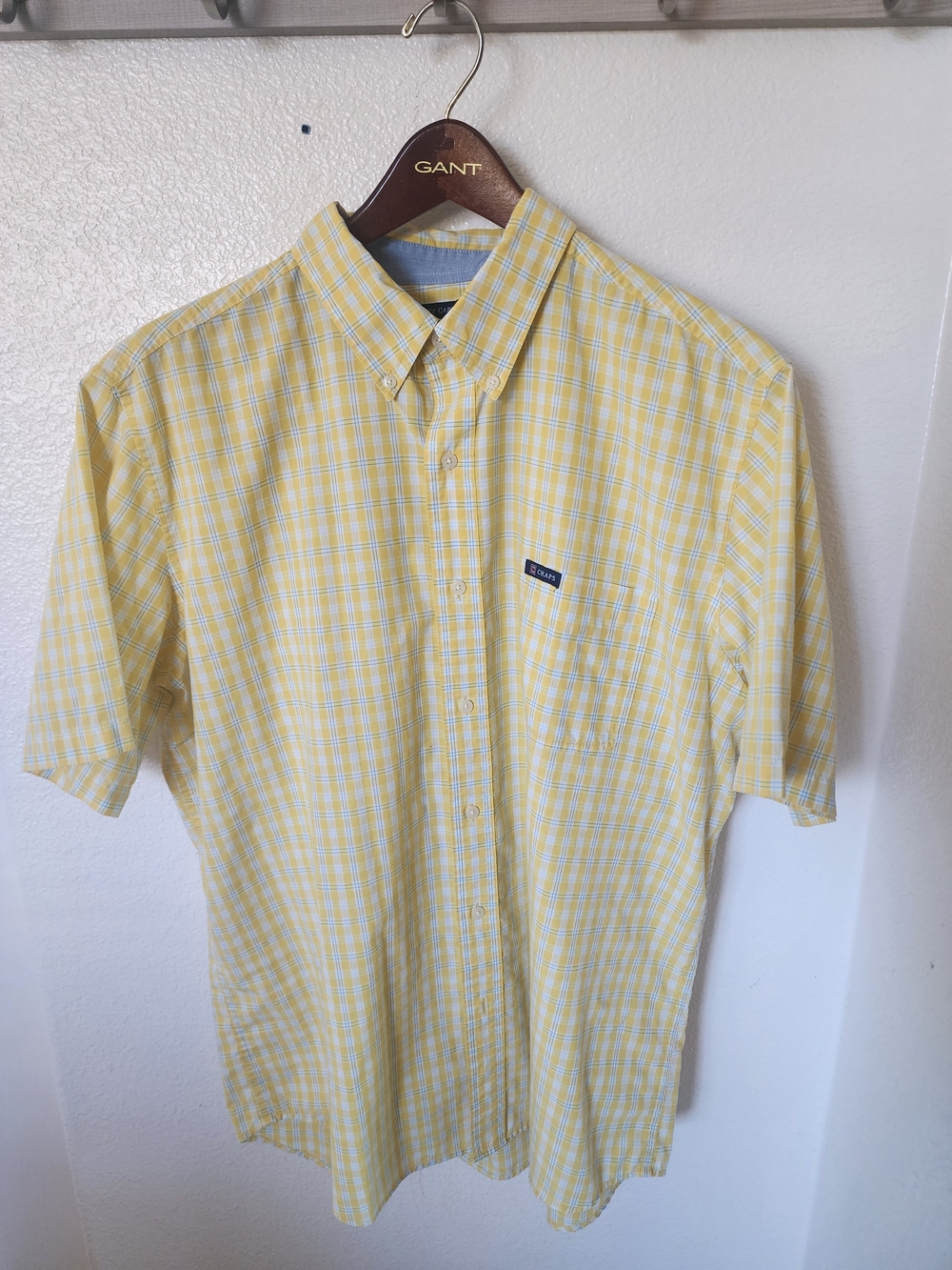 CHAPS Men XL Yellow Blue Plaid Easy Care Short Sleeve Button Down Shirt